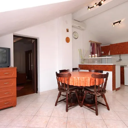 Appartement By The Sea - 157