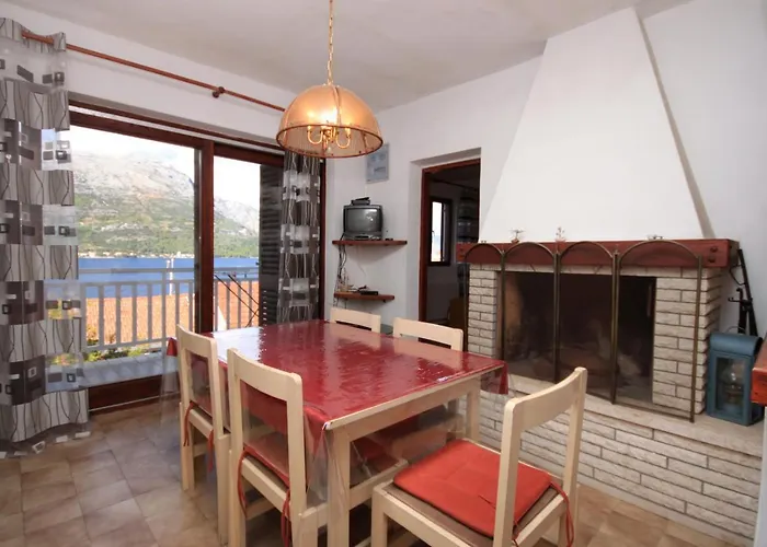 By The Sea - 157 코츌라